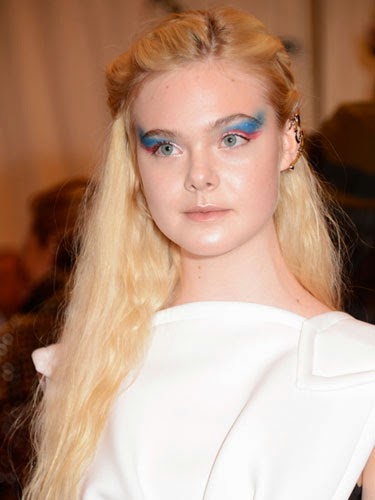 elle fanning pictures/elle fanning beautiful pictures/elle fanning hot