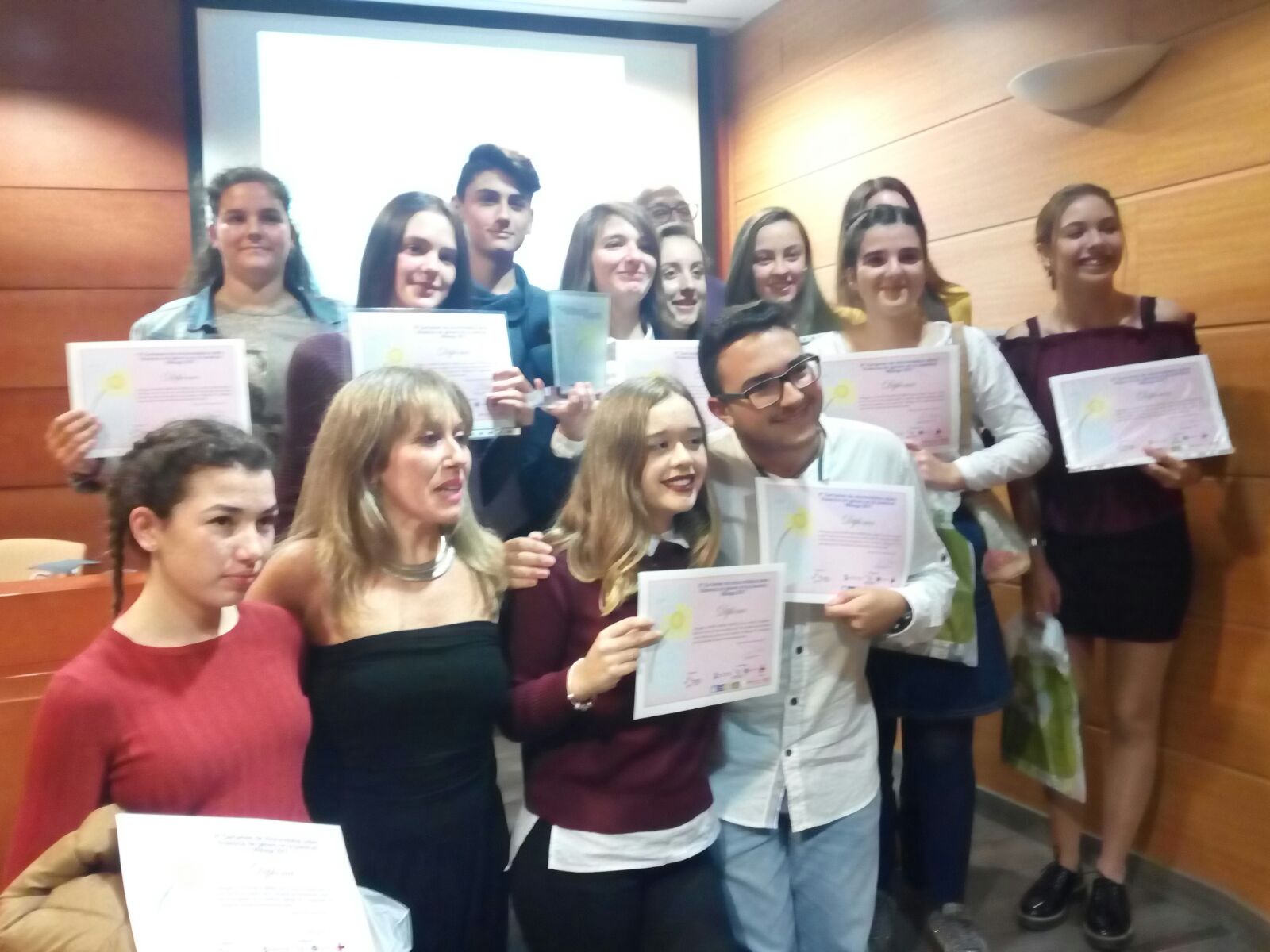 ALUMNOS PREMIADOS EN CERTÁMENES DE NARRATIVA