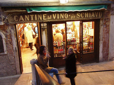 The WINE BARS of VENICE