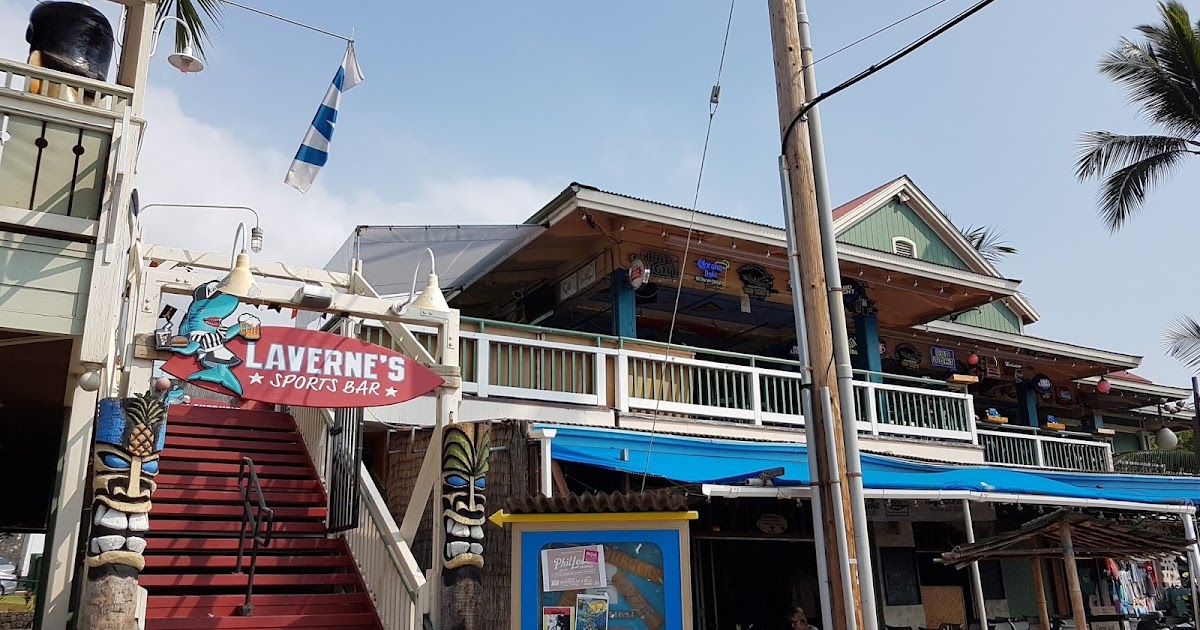 Jeeps Pubs Taverns and Bars Laverne's Sports Bar (Kona, Hawaii,U.S.A.)