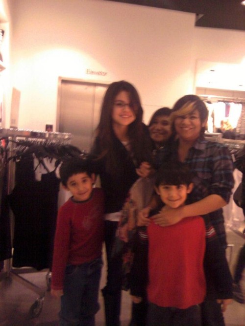 Selena Gomez Mexico Selenamexico Com Tu Mejor Fuente