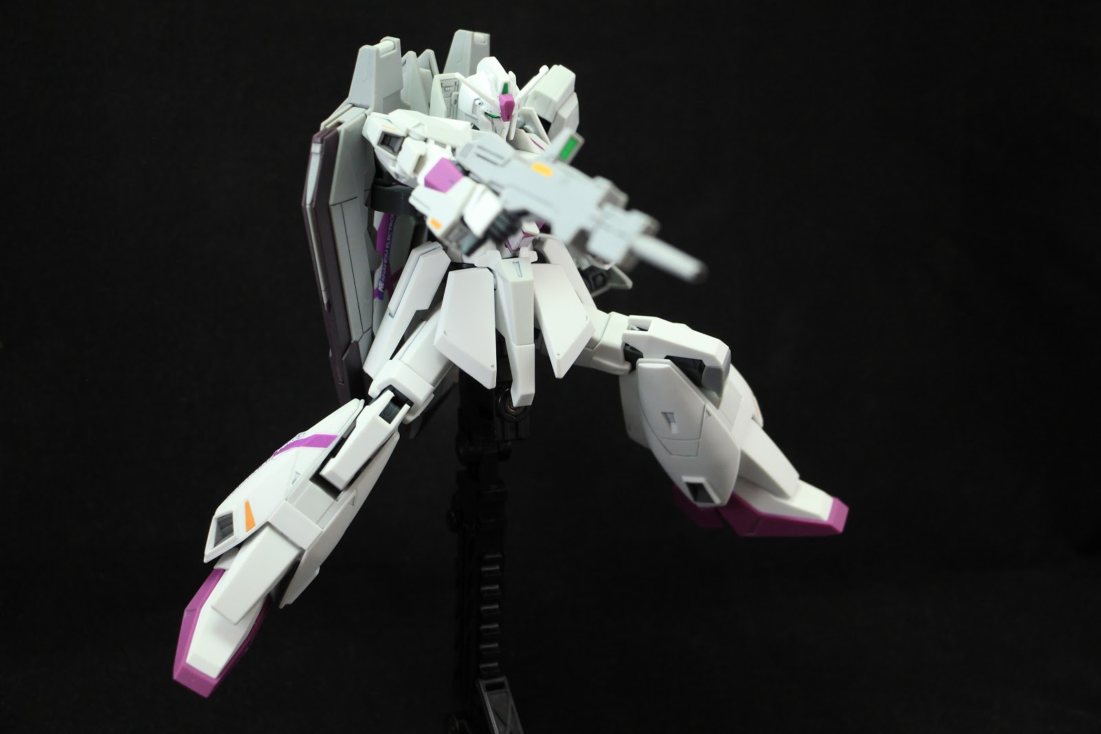 HG Zeta Gundam III The Gundam Base Limited