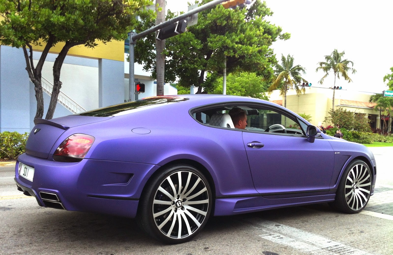 Bentley Continental gt Purple