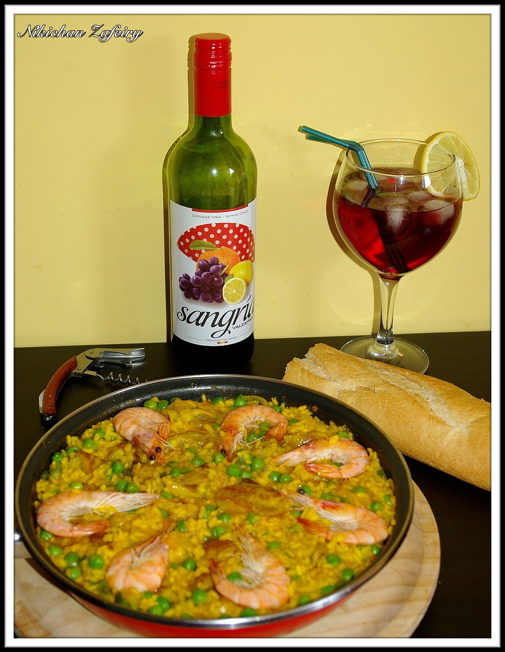 Paella de gambas y costilla con sangria Recetas de una Gatita Enamorada