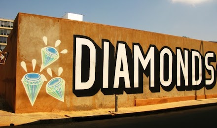 Streetart : ABOVE mit 'BLOOD DIAMOND' in Süd Afrika - Johannesburg ( Mural Fotos und Video )