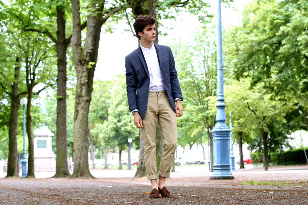 BLOG-MODE-HOMME_Preppy-Dandy_Candelaz-IKKS-Dockers-made-in-europe-chemsie-blazer-chino-beige-mensfashion_blogueur-france-nancy BLOG-MODE-HOMME_Preppy-Dandy_Candelaz-IKKS-Dockers-made-in-europe-chemsie-blazer-chino-beige-mensfashion_blogueur-france-nancy