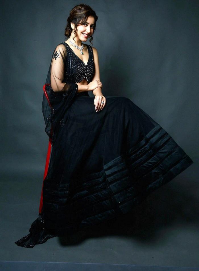 Diksha Panth in a black lehenga  South India Fashion