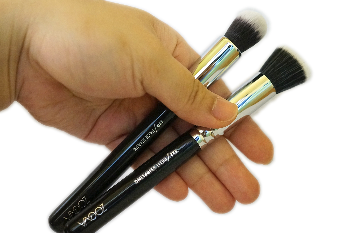 Sneak Peek ZOEVA Luxe Color Blush, 122 Petit Stippling Brush, 110 Face