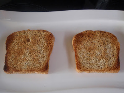 rebanadas de pan tostado