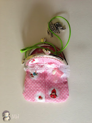 Monedero retro con boquilla