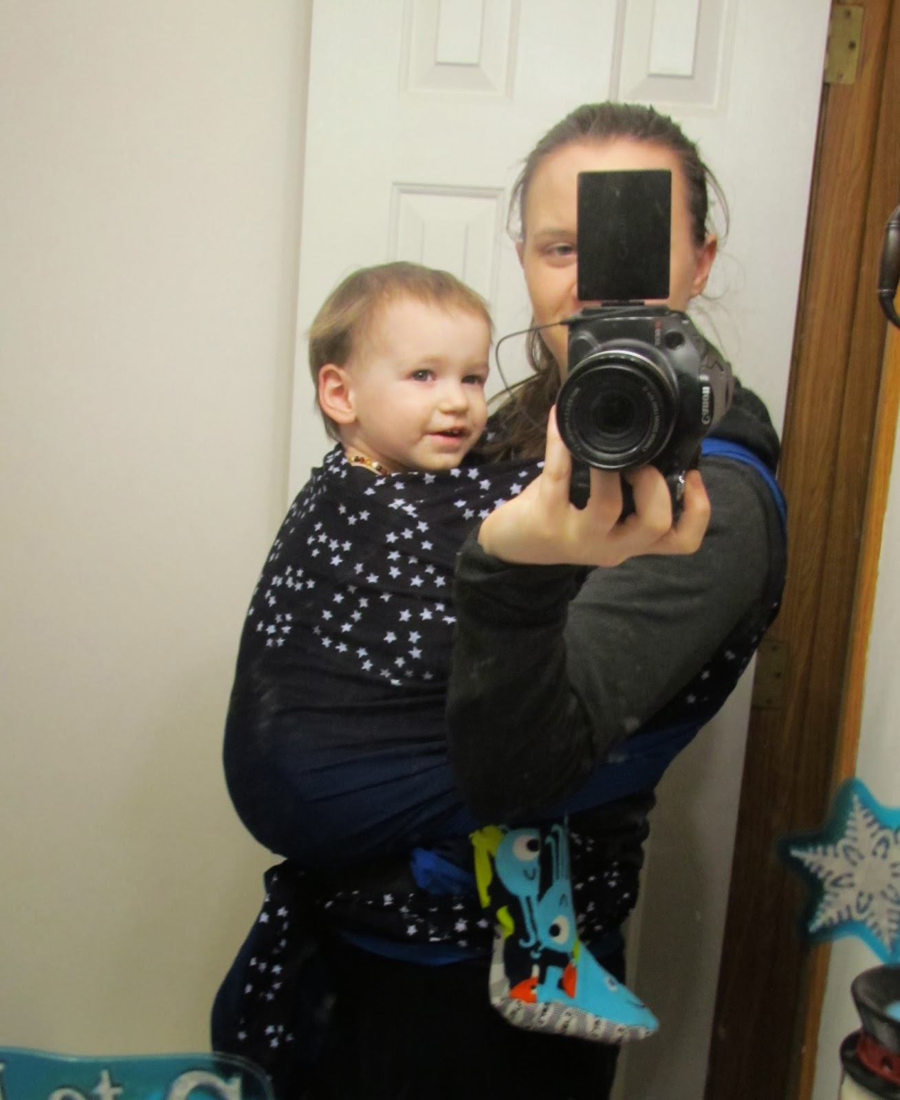 Mommy's Favorite Things Wrapsody Stretch Hybrid Review