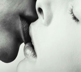 El primer beso es mágico, el segundo íntimo, el tercero rutina...