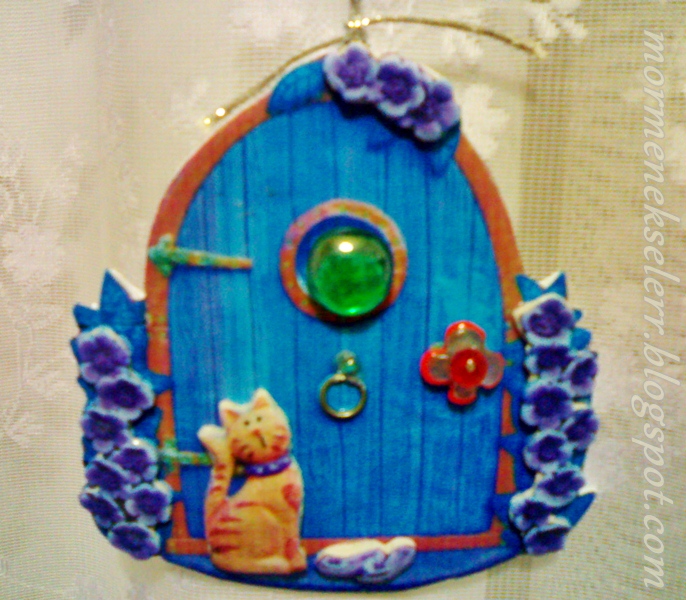 mormenekşeler kedili ev kapıları