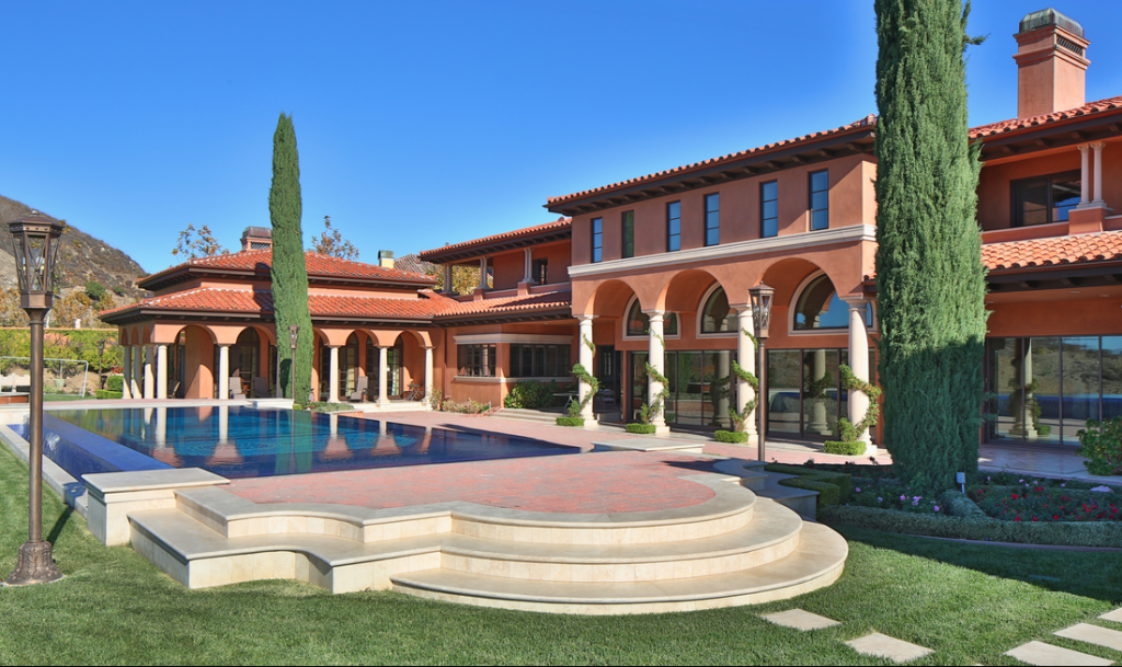 A Magnificent Palatial Mediterranean Mansion in Calabasas, CA