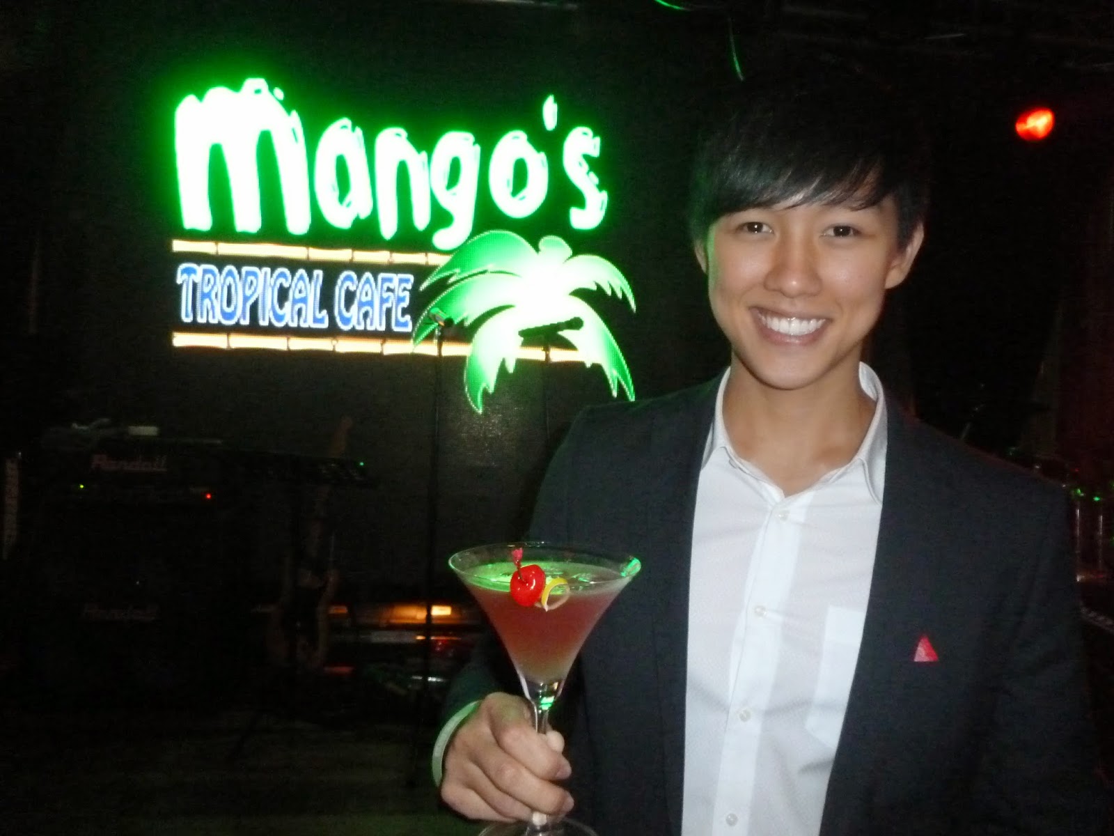 Kee Hua Chee Live! MANGO'S TROPICAL CAFE CELEBRATES ITS 1st