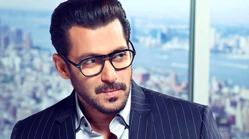 Salman Khan – Biography, Lifestyle,Career, Awards,girlfriend and Net