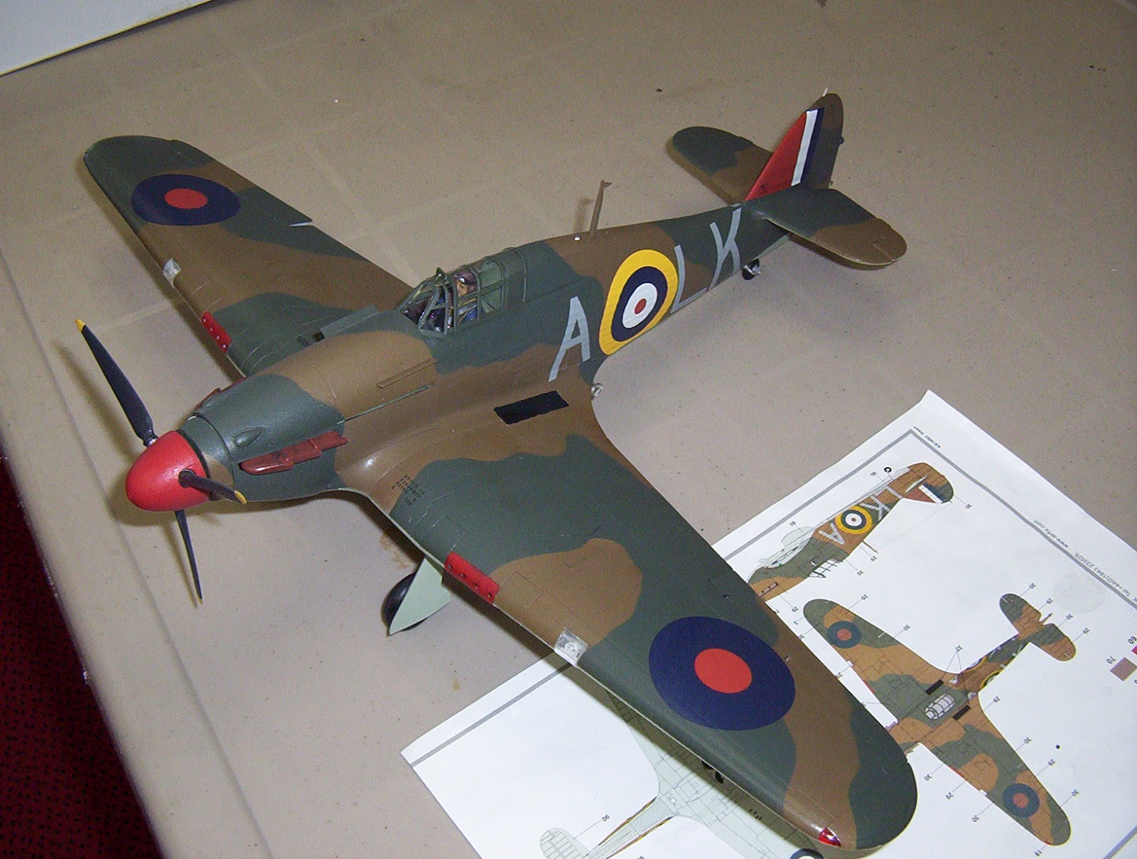 1 24 scale hawker hurricane