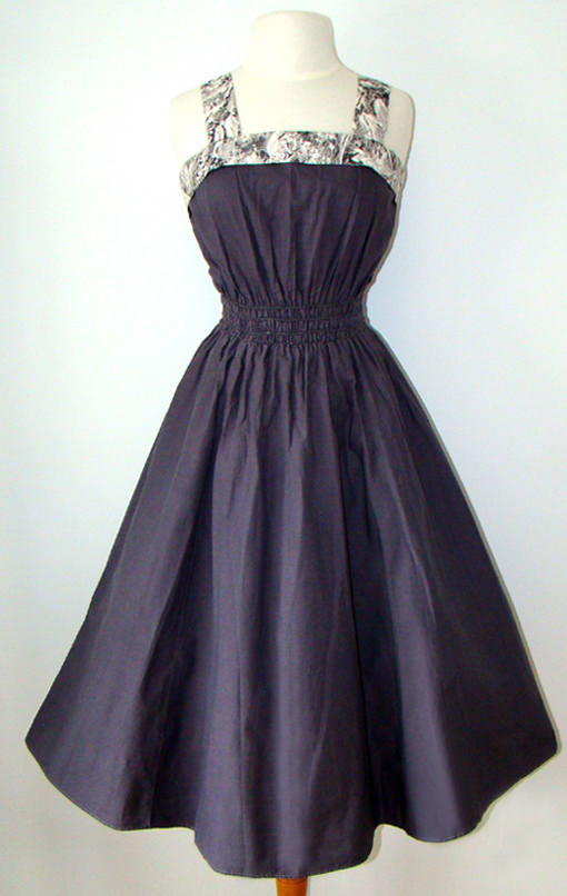 Vintage Clothing Love: Summer Time 1950's Dress