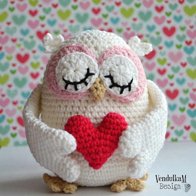 Crochet Valentines Owl - crochet pattern by VendulkaM