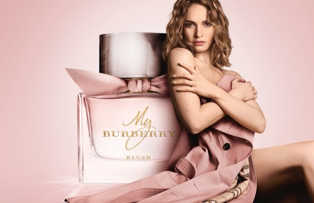 Lily James dla My Burberry Blush