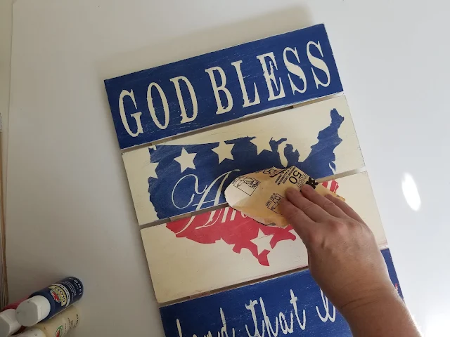 Make your own DIY patriotic wooden sign with God Bless America on it.  Perfect for showing pride for your country and decorating for the 4th of July.