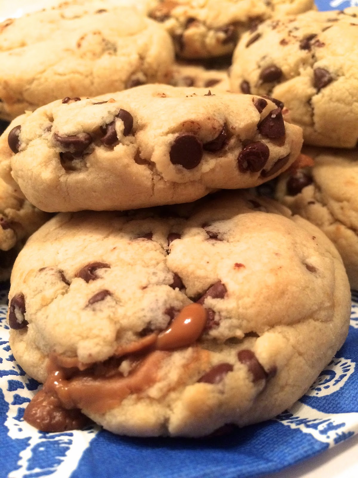siriously delicious Cookie Butter Stuffed Cookies