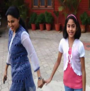 Yamuna Family Husband Biography Parents children's Marriage Photos