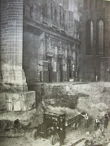 Anglican Cathedral, interior