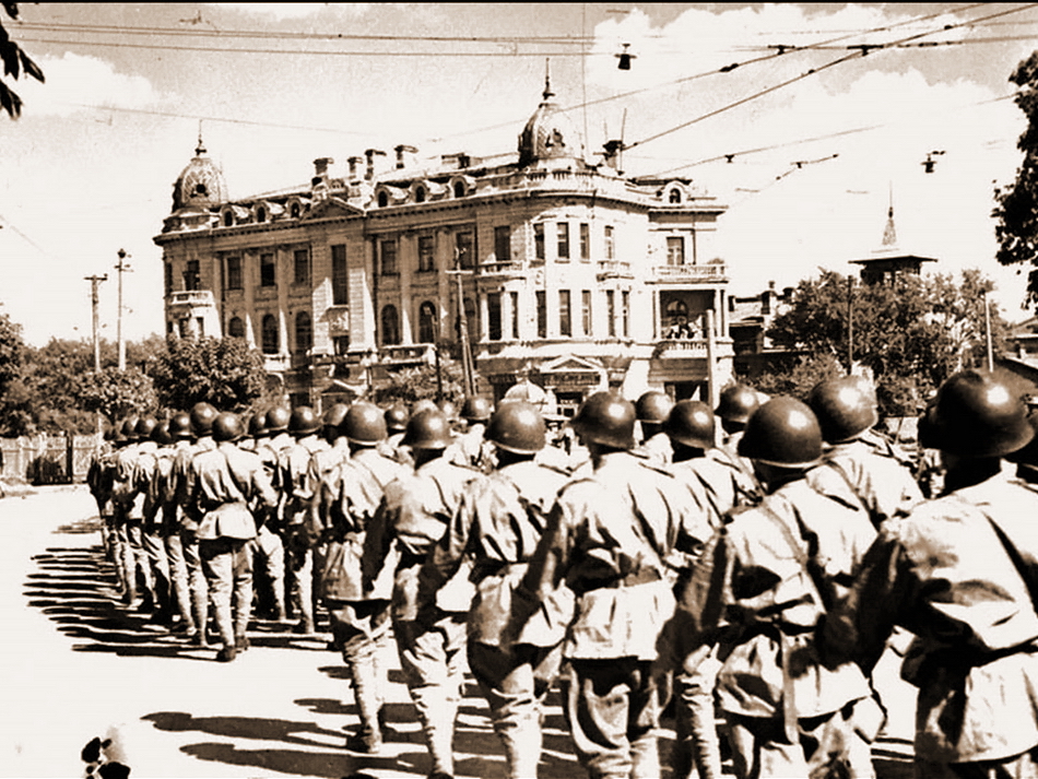 парад на красной площади 1983