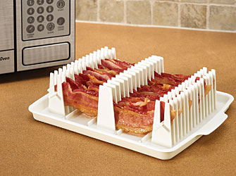 Nordic Ware Microwave Slanted Bacon Tray With Lid