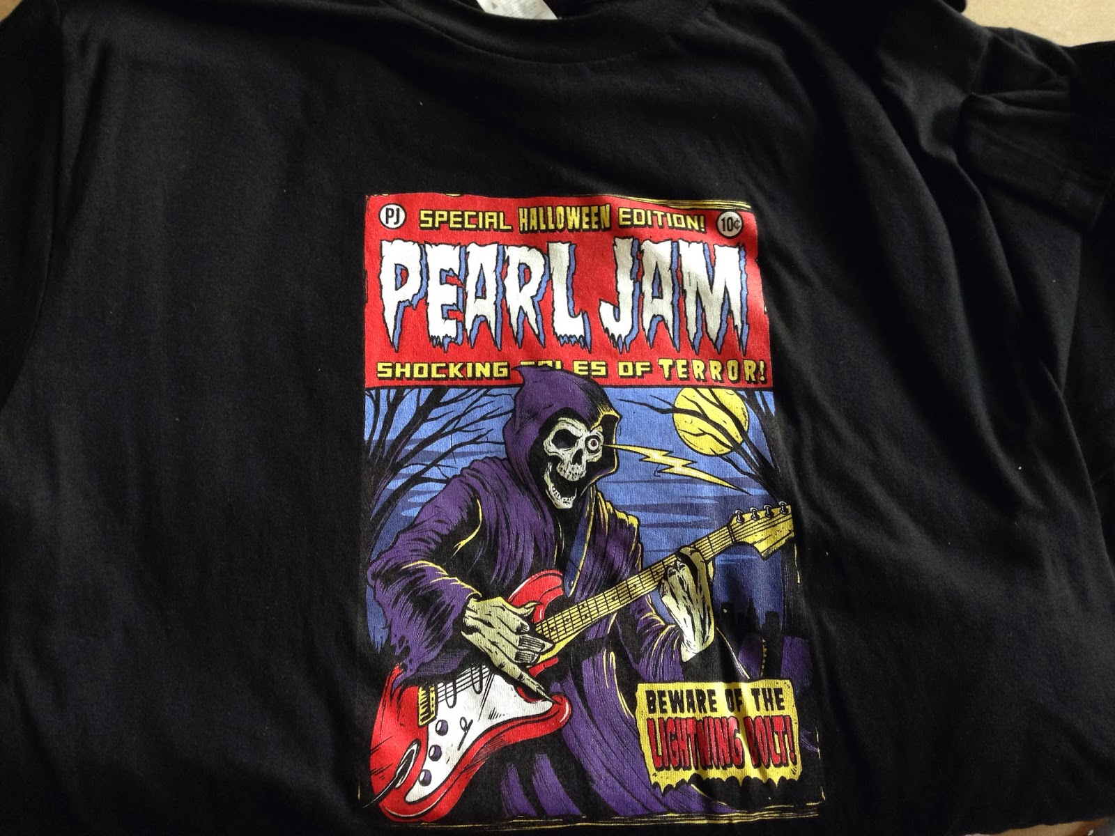 INSIDE THE ROCK POSTER FRAME BLOG: Pearl Jam Charlotte Munk One Poster