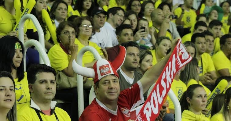 MARINGÁ - Coritiba Crocodiles fatura o Brasileiro de Futebol Americano -  Orlando Gonzalez