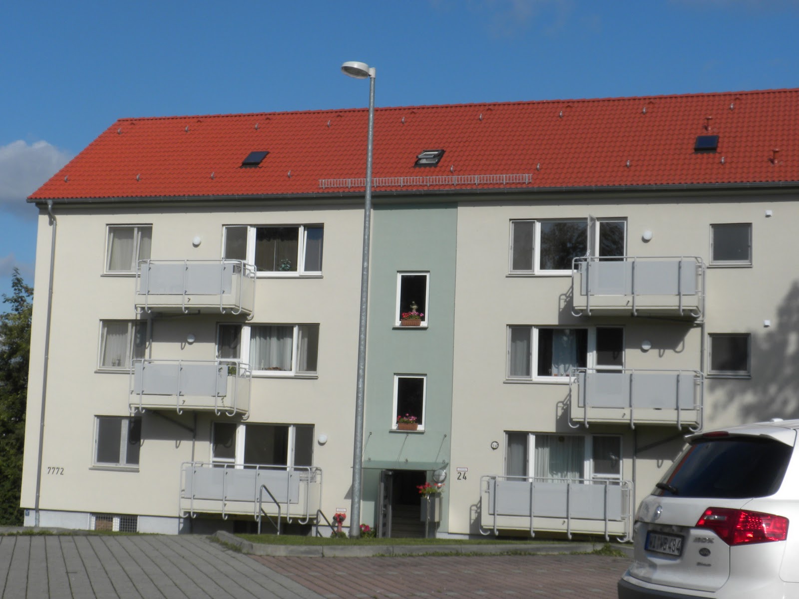 Покупка социальное жилье. Соц жилье. Соц жилье Германия. Социальная квартира в Германии. Социальные апартаменты в Германии.