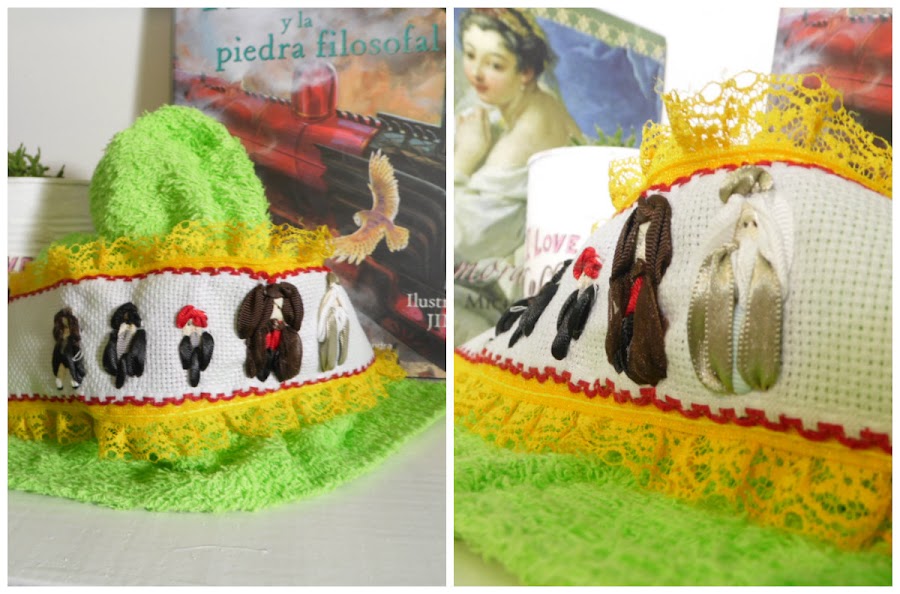 Toalla bordada con listón