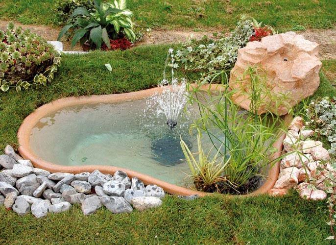 39 Relaxing Backyard Pond and Fountain Ideas - Bahay OFW