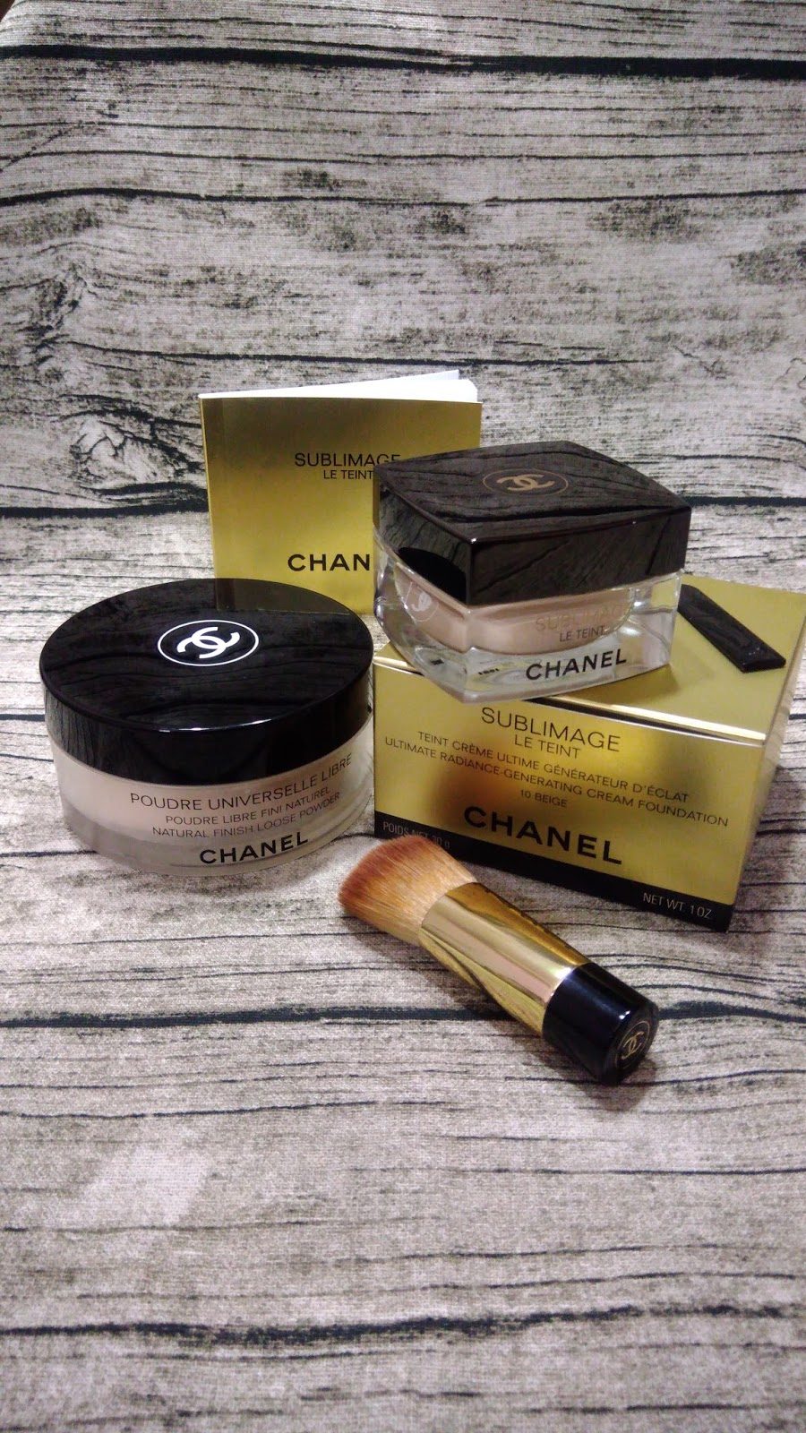 All About That Base: Super Luxurious Chanel Sublimage Le Teint Ultimate  Radiance-Generating Cream Foundation