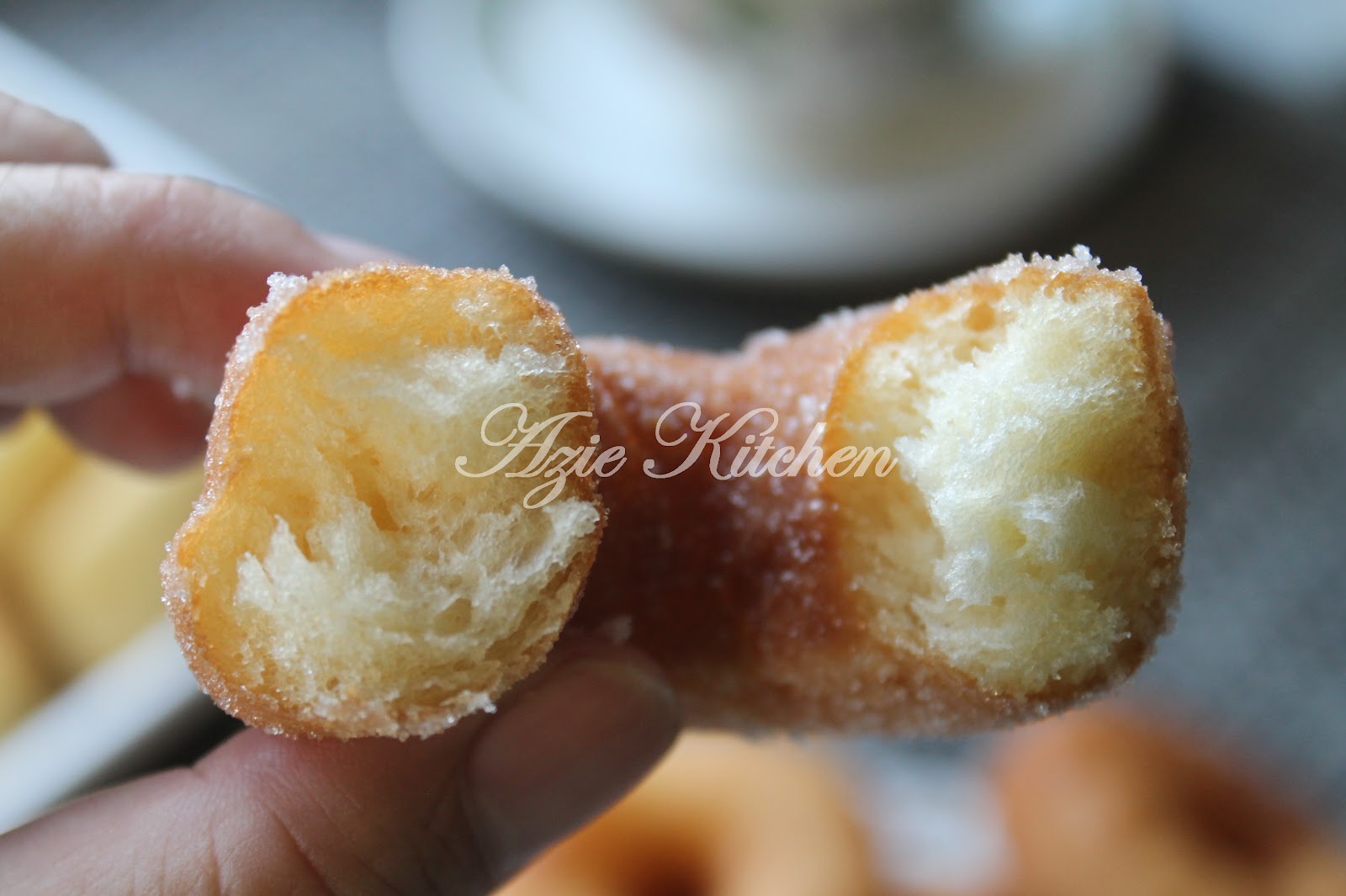 Resepi II: Donut Yang Gebu Gebana - Azie Kitchen