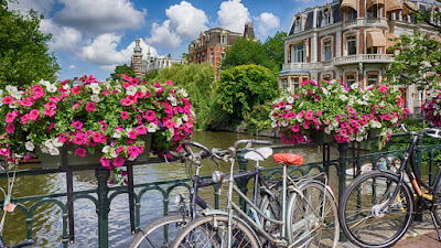 Sepedaan di Amsterdam