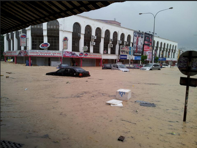 Gambar Banjir Kilat Di Kajang 2 Disember 2011