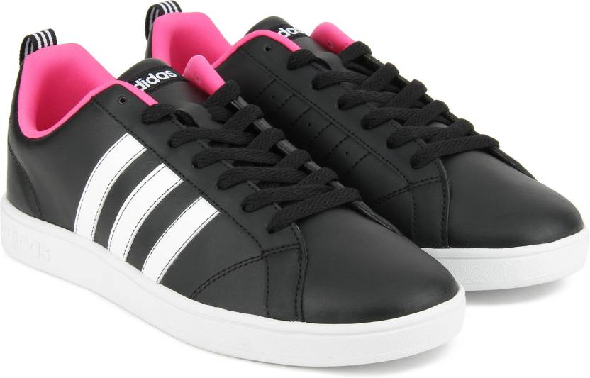 black sports shoes flipkart