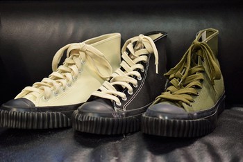military training shoes