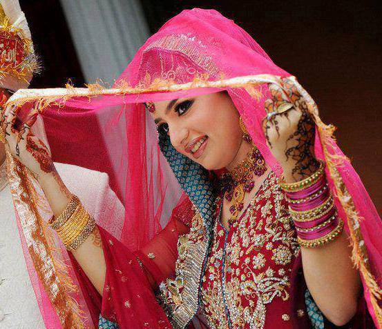 Beautiful Latest Simple Arabic Pakistani Indian Bridal