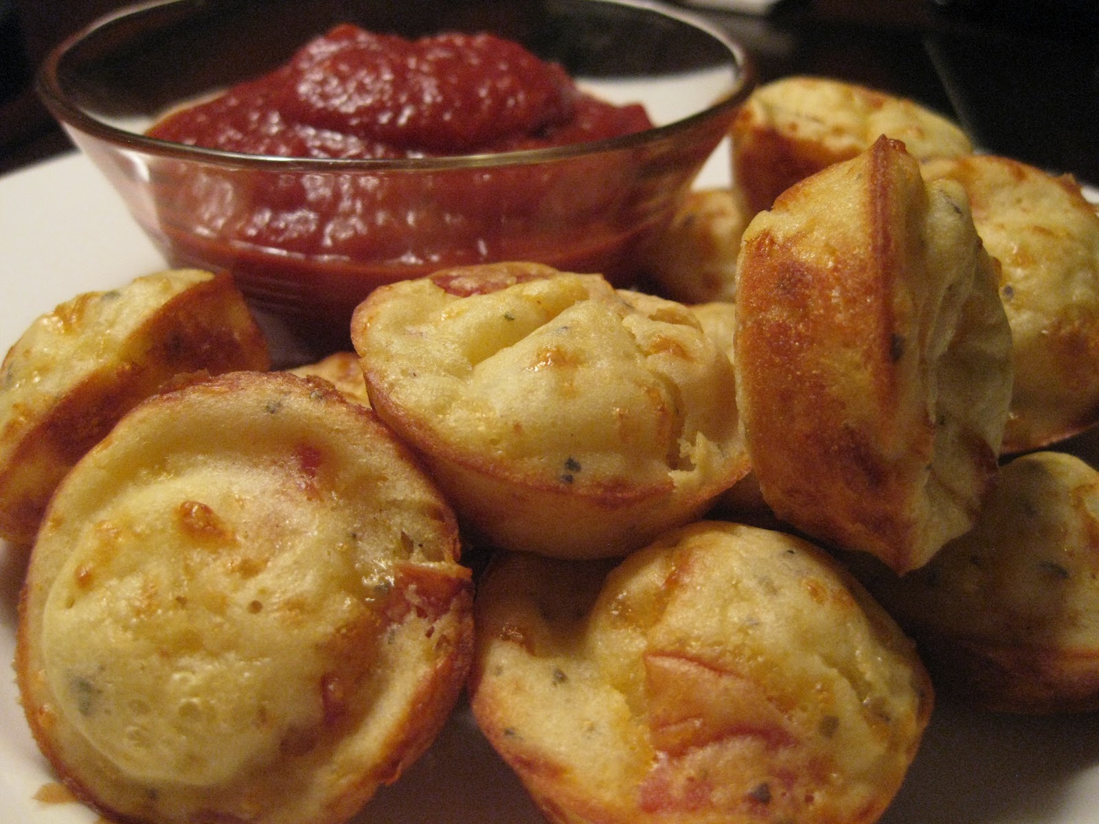 Pepperoni Pizza Puffs Delish Cooking