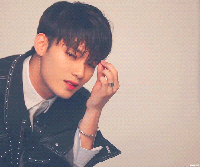 내기준 어린시절을 거쳐 정변갑인 남자아이돌 | 인스티즈