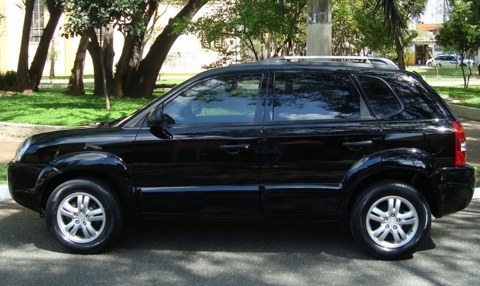 Hyundai Tucson 2006 - lateral