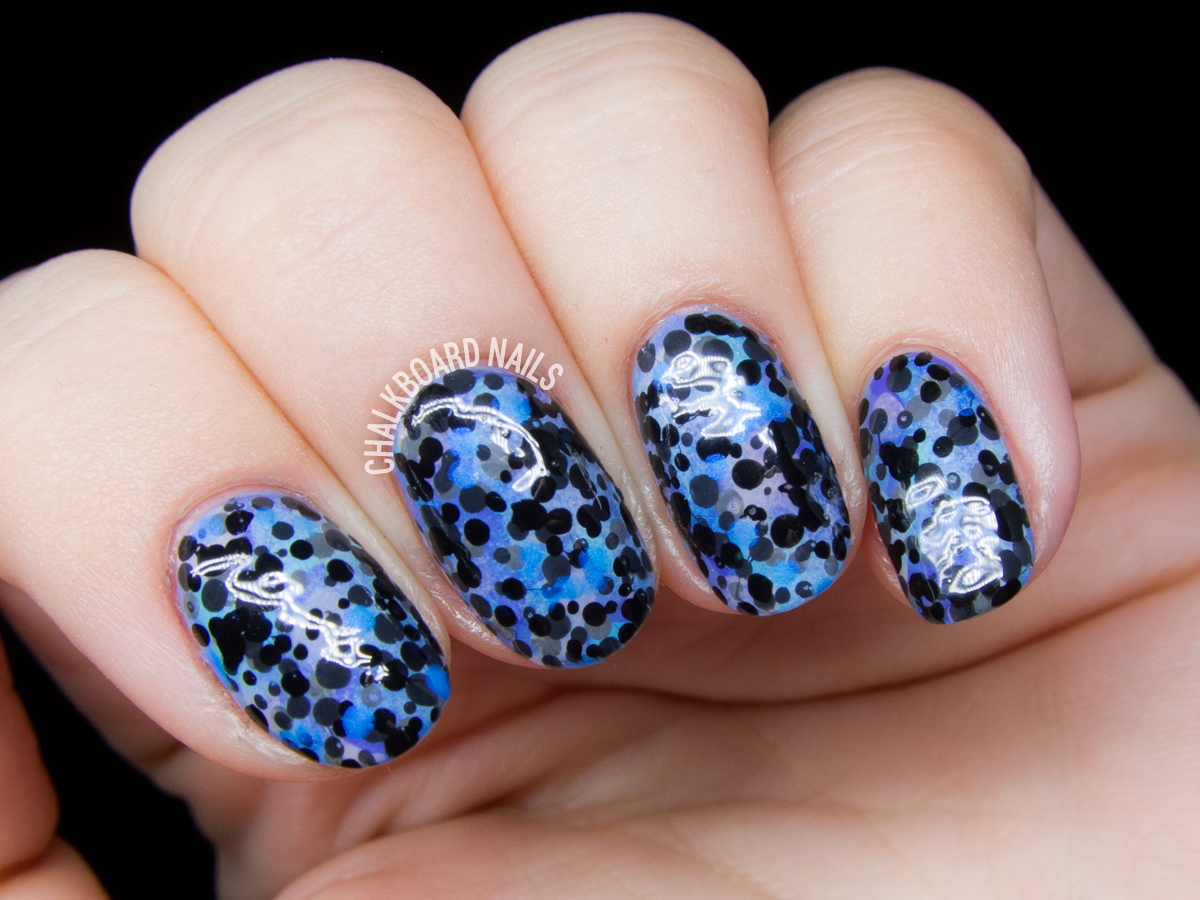 Bobtail squid nail art by @chalkboardnails