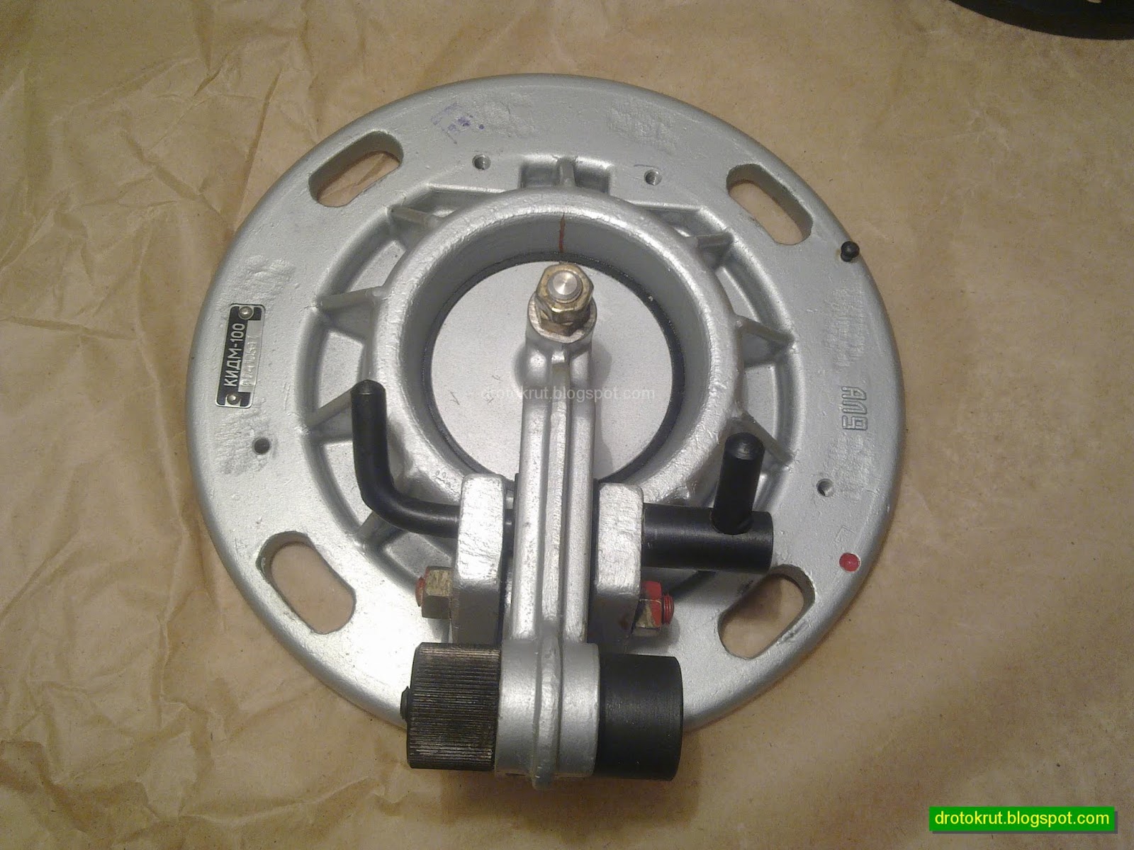 Клапан избыточного давления КИДМ-100 для убежища