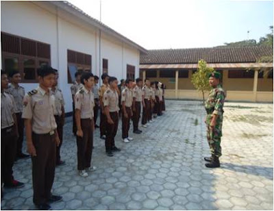 BABINSA NGRAMPAL LATIH PBB