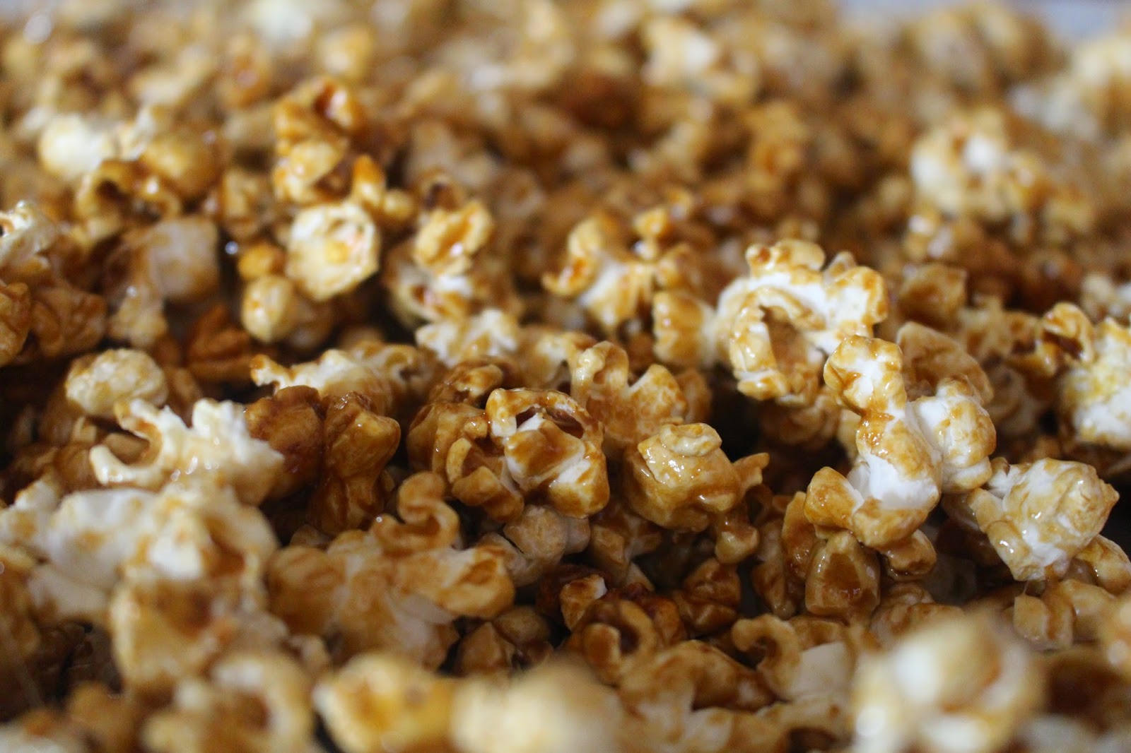 Kylee's Kitchen Super Quick Caramel Corn