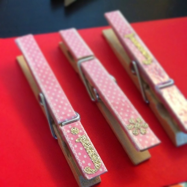 Chictastic Pretty Clothespins!